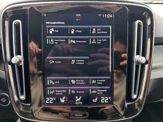 Volvo XC40 Dark Plus T5