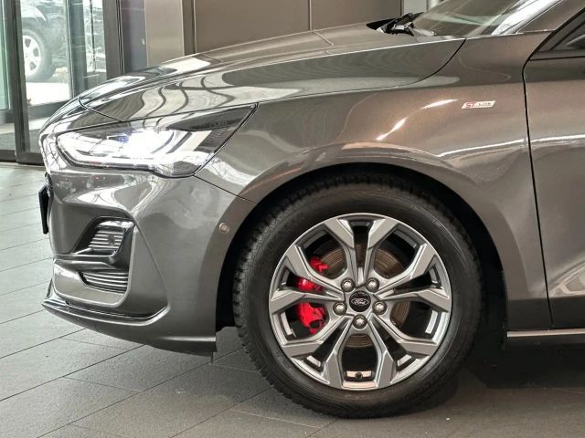 Ford Focus ST Line Wagon