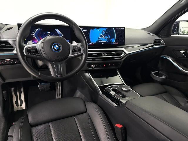 BMW 320 320e M-Sport xDrive
