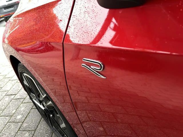 Volkswagen Golf DSG R-Line