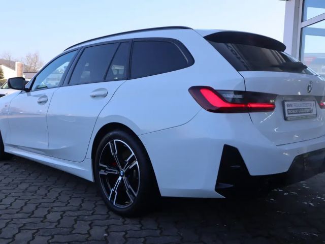 BMW 320 320d M-Sport Touring xDrive