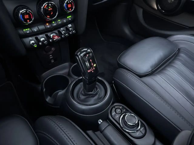 MINI Cooper S Younique Trim Pano RFK HuD DA PA H/K