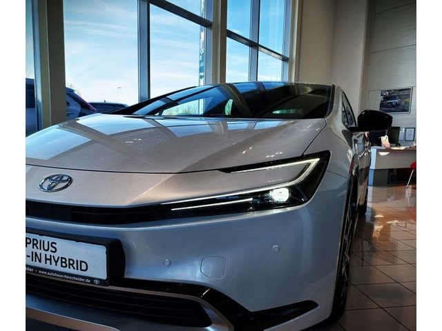 Toyota Prius 5-deurs Executive Plug-in