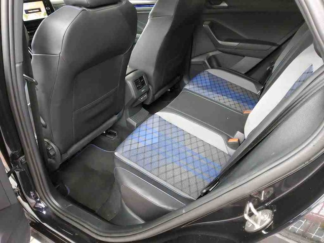 Volkswagen T-Roc *Sonderleasing* *AKRAPOVIC* Beats DCC LM19