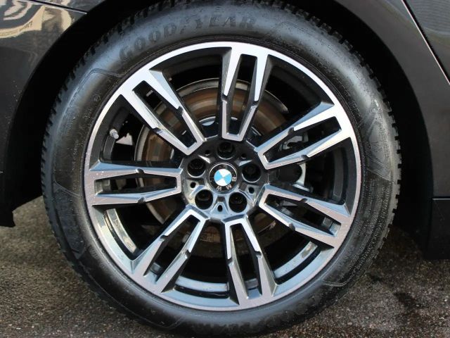 BMW 520 520d M-Sport Touring xDrive