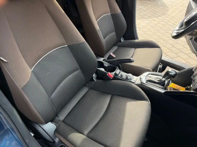 Mazda 2 Exclusive-line