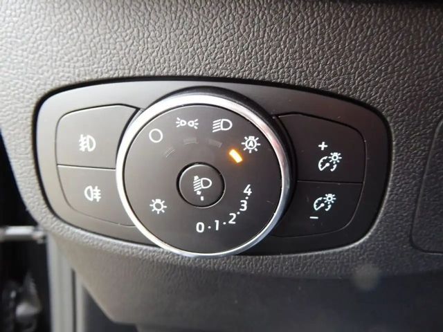 Ford Focus Traveller 1,5 EcoBlue *LED*