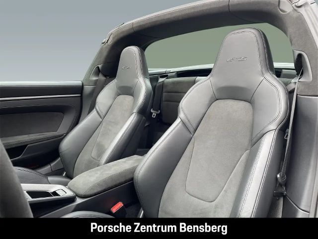 Porsche 992 4 Cabrio GTS Targa