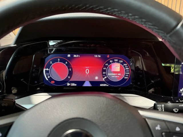 Volkswagen Golf Life Variant