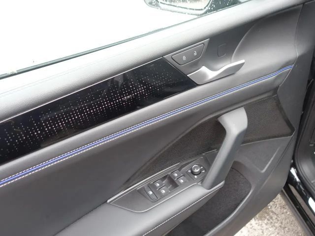 Volkswagen Tiguan 2.0 TSI 4Motion R-Line