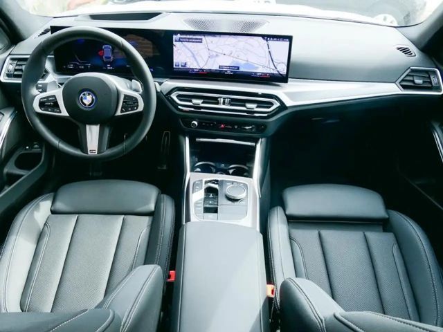 BMW 330 330e M-Sport Touring