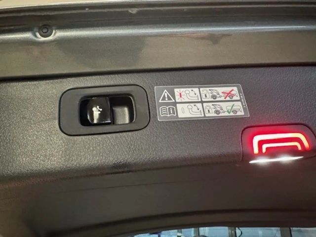 Mercedes-Benz C 180 AVANTGARDE Estate