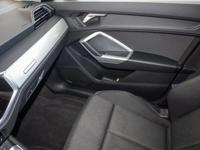 Audi Q3 35 TFSI S-Line