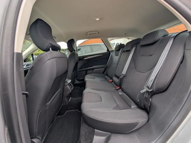 Ford Mondeo Business Titanium Wagon