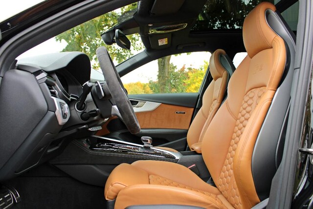 Audi RS4 Avant Quattro