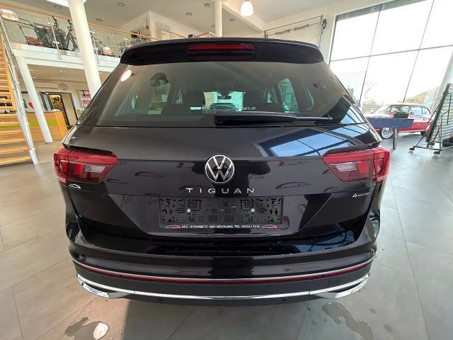 Volkswagen Tiguan 4Motion DSG Elegance Elegance