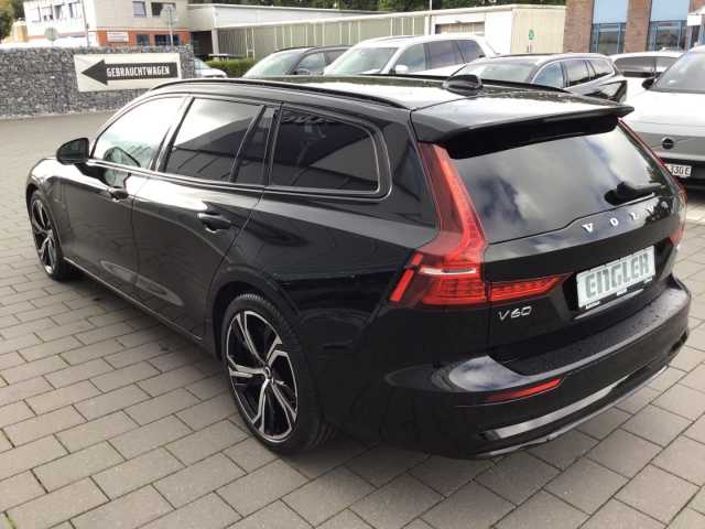 Volvo V60 AWD Business Dark Plus T6