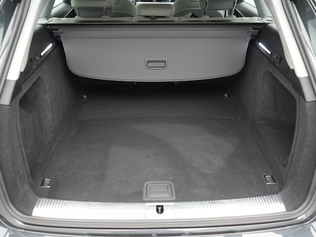 Audi A4 35 TFSI Avant S-Tronic