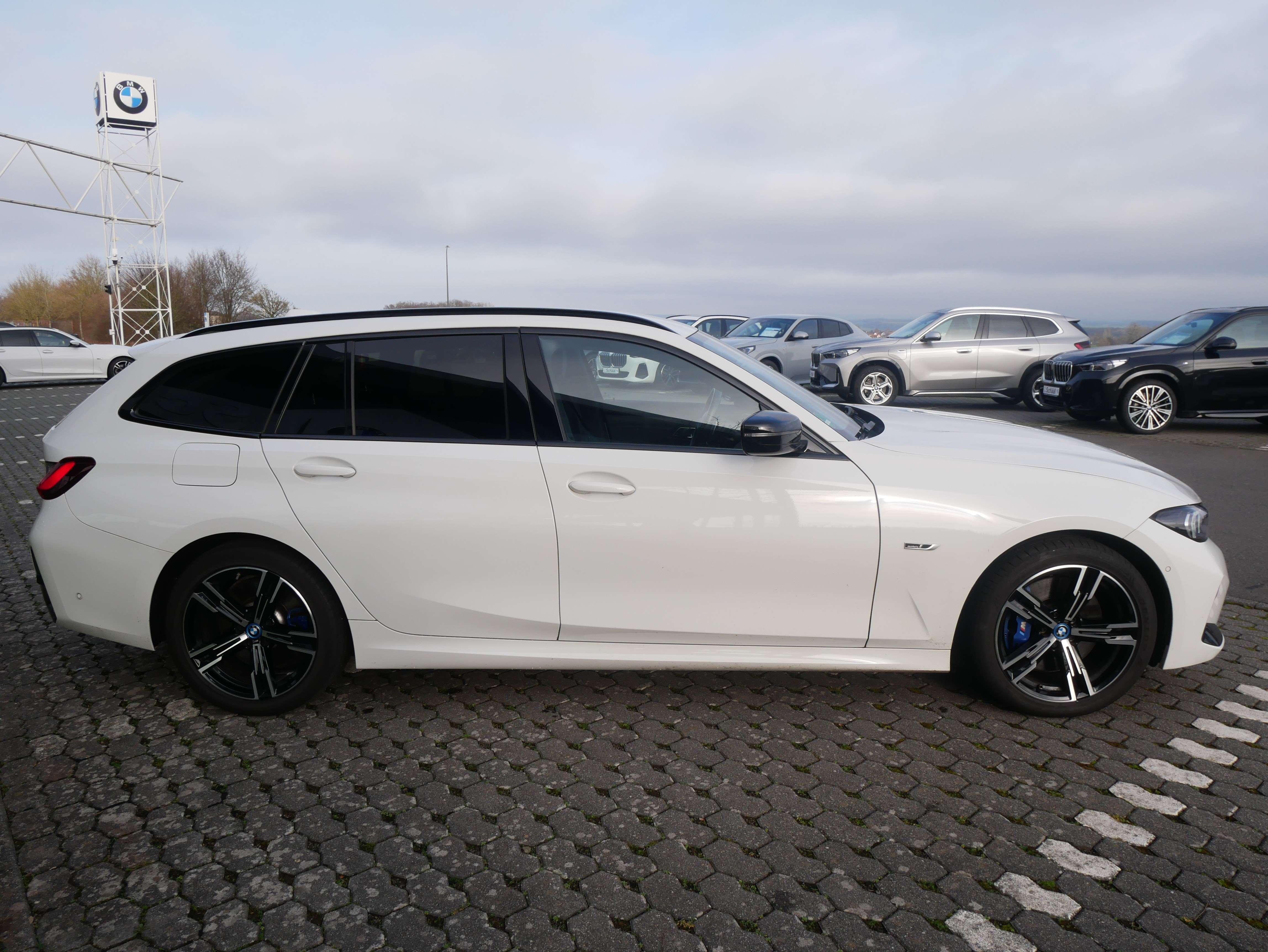 BMW 320 320e Touring