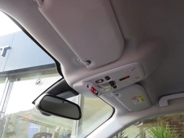 Peugeot E-2008 Active Pack