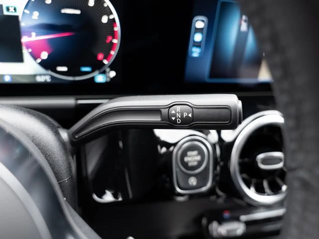 Mercedes-Benz GLA 180 Progressive