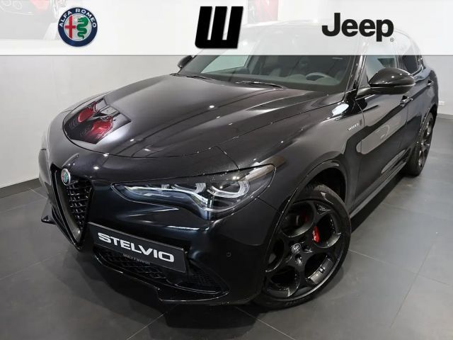 Alfa Romeo Stelvio AT8 Q4 Veloce
