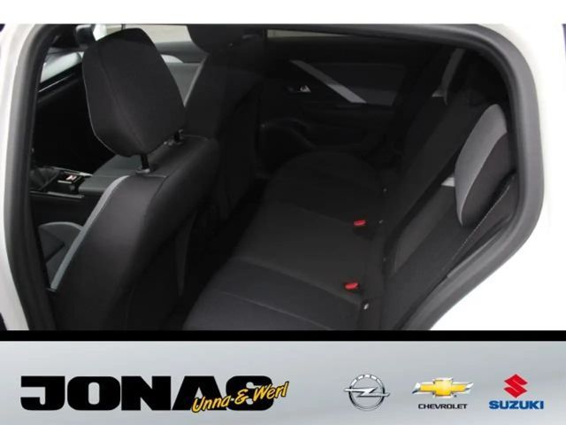 Opel Astra 1.2 Turbo Edition Sports Tourer