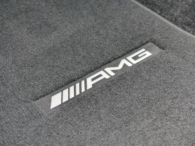 Mercedes-Benz CLA 200 AMG Line Coupé