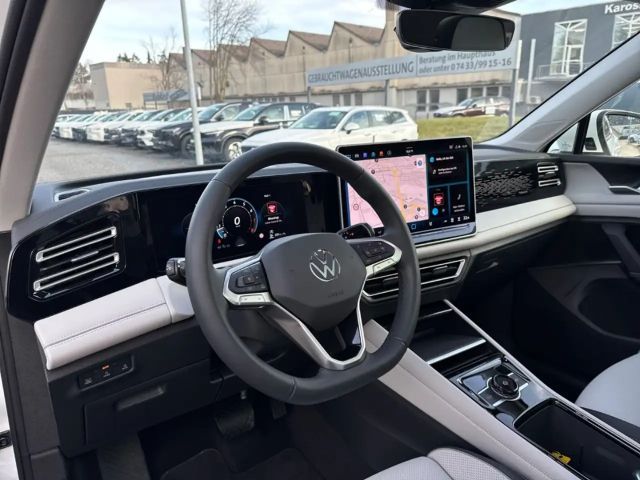 Volkswagen Tiguan 1.5 eTSI Elegance Elegance