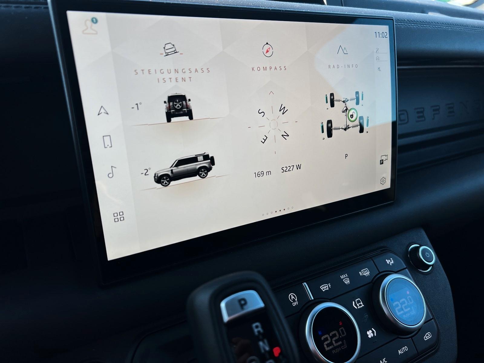 Land Rover Defender 110 Dynamic HSE