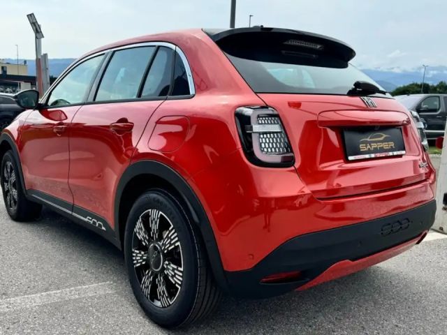 Fiat 600e Hybrid 100 6-Gang eDCT