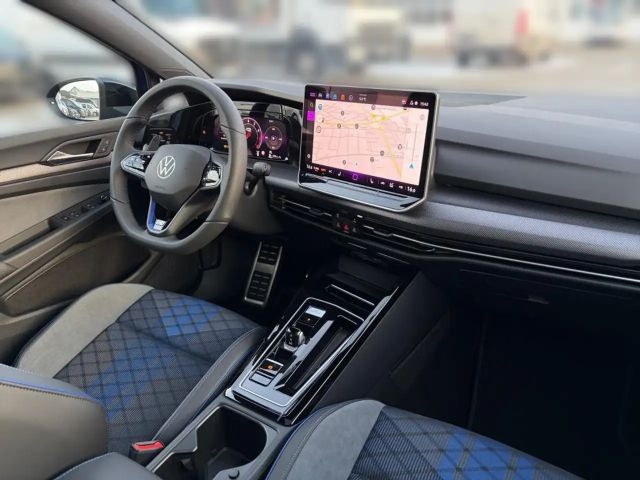 Volkswagen Golf 2.0 TSI Golf VIII Variant