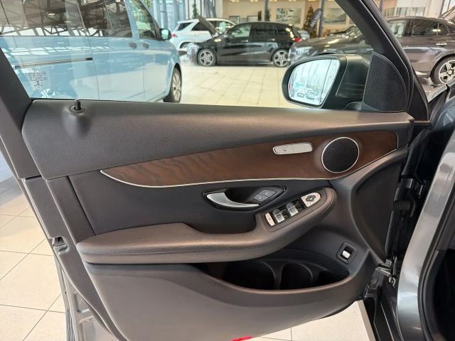 Mercedes-Benz GLC 220 4MATIC Coupé GLC 220 d