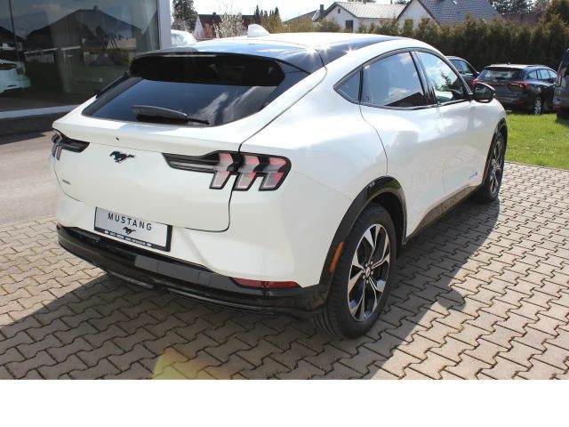 Ford Mustang Mach-E AWD