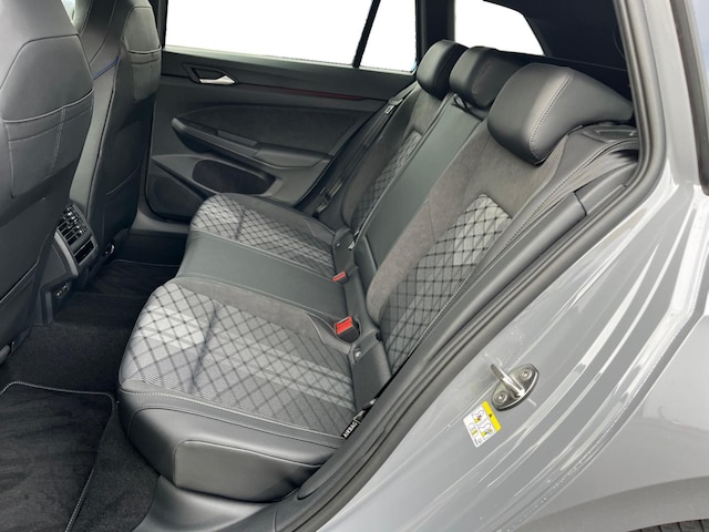 Volkswagen Golf R-Line Variant