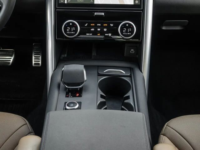 Land Rover Discovery D300 Dynamic HSE