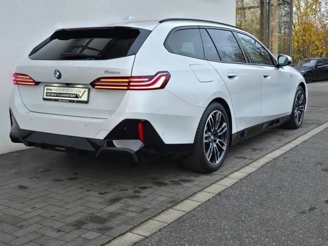 BMW 520 520i M-Sport Touring
