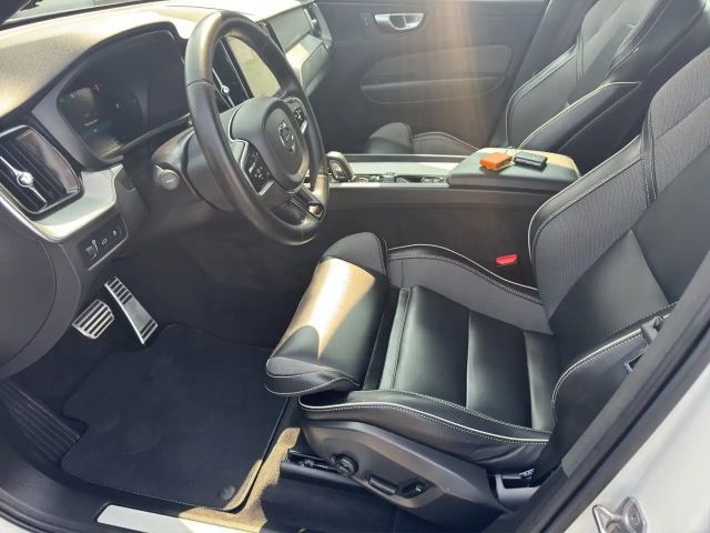 Volvo XC60 AWD R-Design Recharge T6