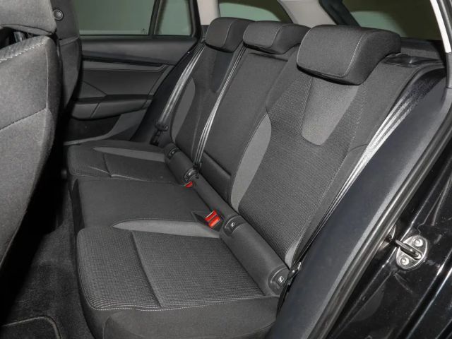 Skoda Octavia Ambition Combi iV