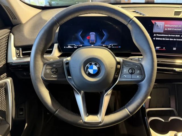 BMW X1 sDr18d Aut.U11 NAV+TEM+SITZH+KOMF+adpLED+SPUR