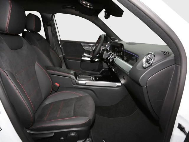 Mercedes-Benz GLB 250 4MATIC AMG Line