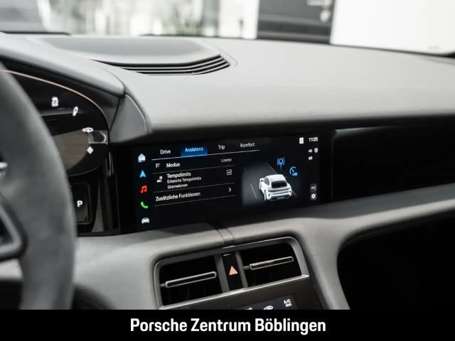 Porsche Taycan 4 Cross Turismo