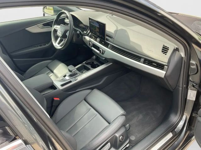 Audi A4 35 TFSI S-Line