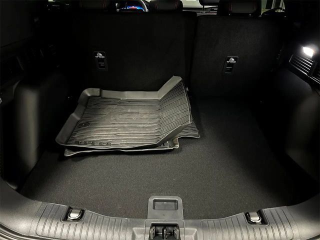 Ford Kuga Hybrid ST Line