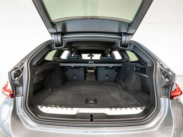 BMW 320 320e M-Sport xDrive