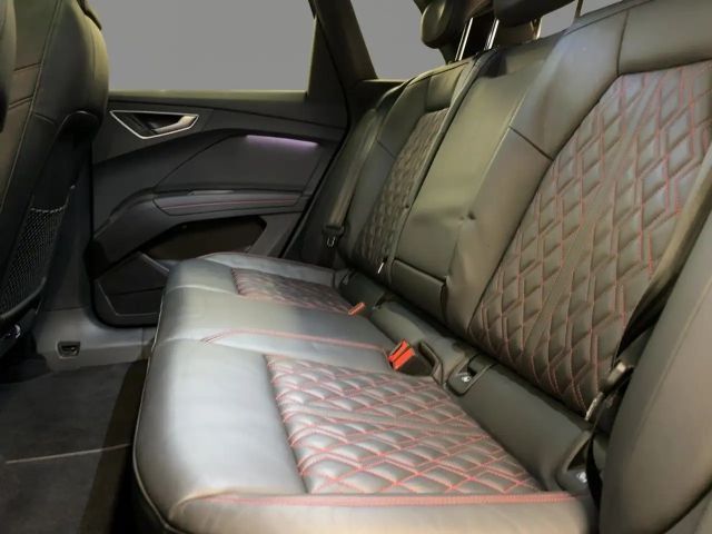 Audi Q4 e-tron 50 Quattro