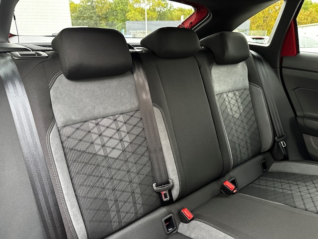 Volkswagen Taigo 1.0 TSI DSG R-Line