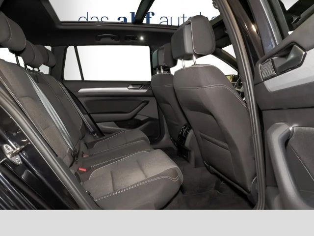 Volkswagen Passat 2.0 TDI Business DSG Variant