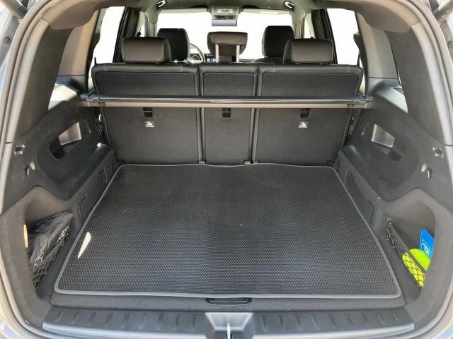 Mercedes-Benz GLB 200 Night*SHZ*AHK*Carplay*GUARD360°*Keyless*