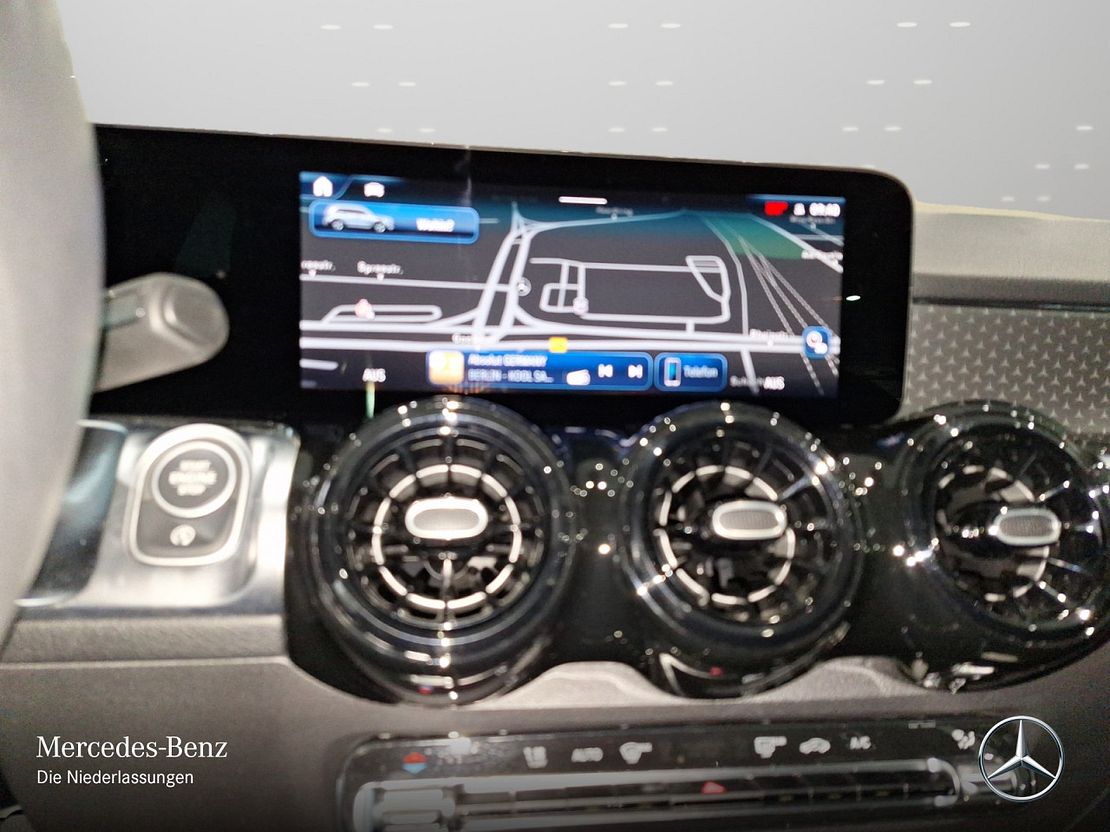 Mercedes-Benz GLB 180 GLB 180